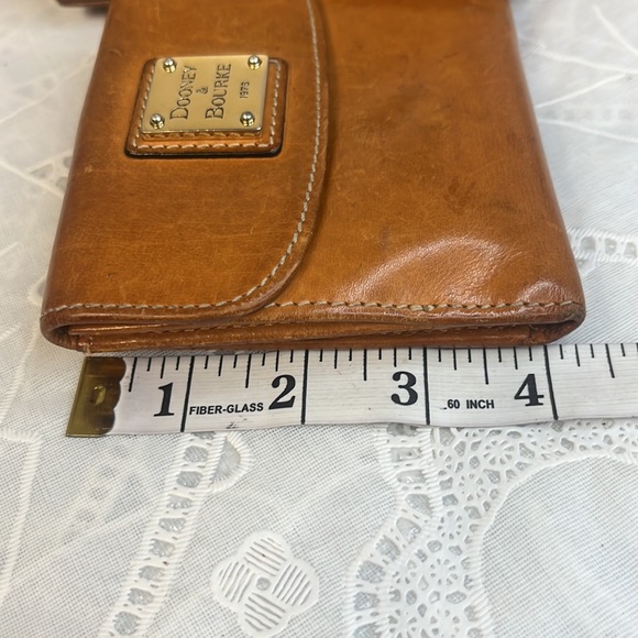 Vintage Dooney & Bourke wallet, brown - Picture 13 of 13